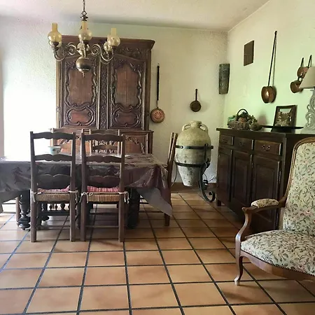 Holiday home Vallee De La Barousse A Hautes-pyrenees Esbareich