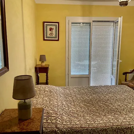 Vallee De La Barousse A Hautes-pyrenees * Esbareich