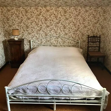 Vallee De La Barousse A Hautes-pyrenees بيت للعطل