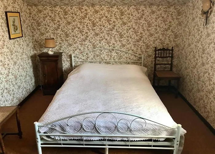 Vallee De La Barousse A Hautes-pyrenees 度假居